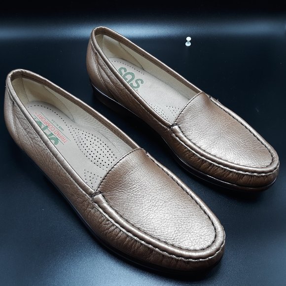 SAS Womens slip on loafers sz 7.5 Slim Bronze - Picture 1 of 6